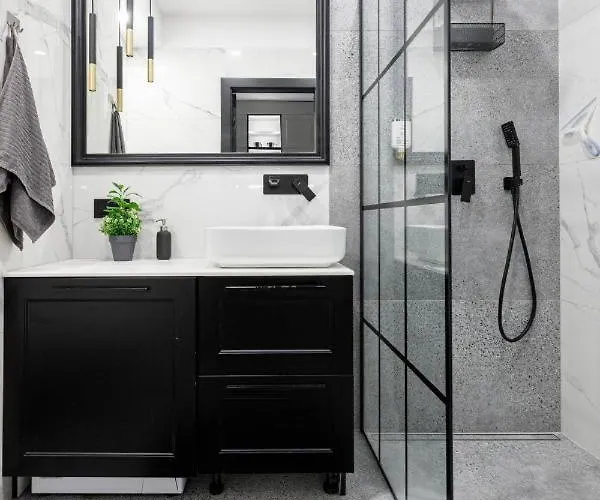 Chic - Cozy And Stylish - Center - Jp19 * Wroclaw