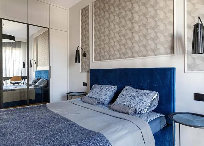 Chic - Cozy And Stylish - Center - Jp19 * Wroclaw