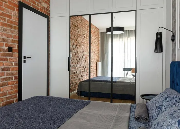 Chic - Cozy And Stylish - Center - Jp19 * Wroclaw